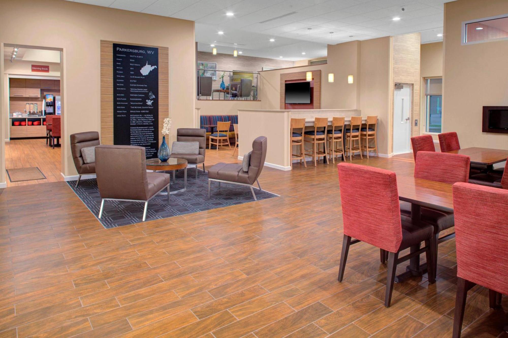 Towneplace Suites By Marriott Parkersburg Buitenkant foto